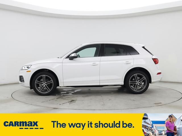 Photo of 2020 White Audi SQ5