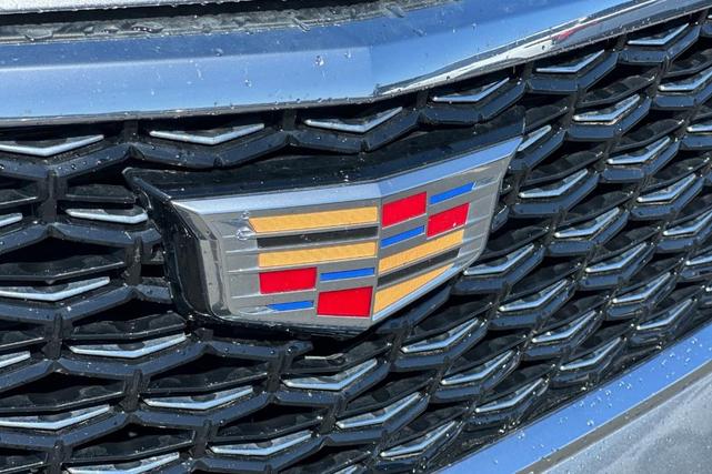 Photo of 2024 Silver Metallic Cadillac XT4