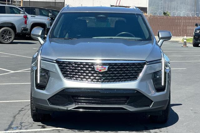 Photo of 2024 Silver Metallic Cadillac XT4