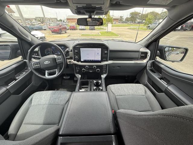 Photo of 2022 Antimatter Blue Metallic Ford F-150