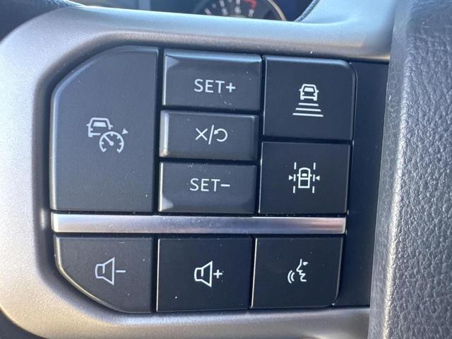 Photo of 2023 Stone Blue Metallic Ford Expedition