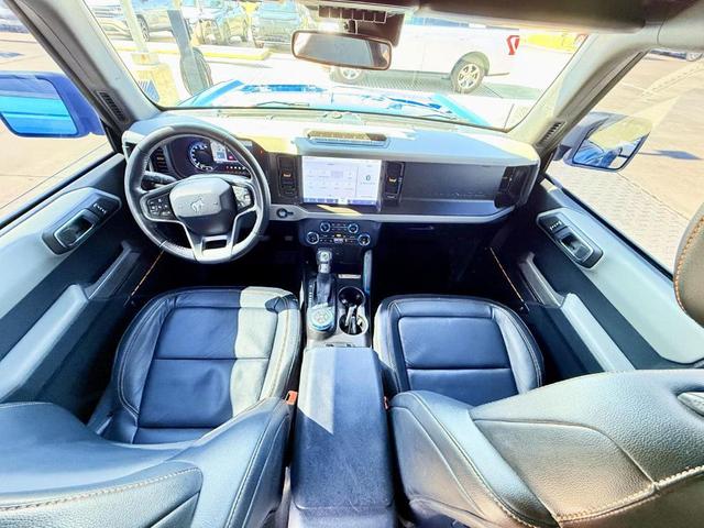 Photo of 2022 Velocity Blue Metallic Ford Bronco