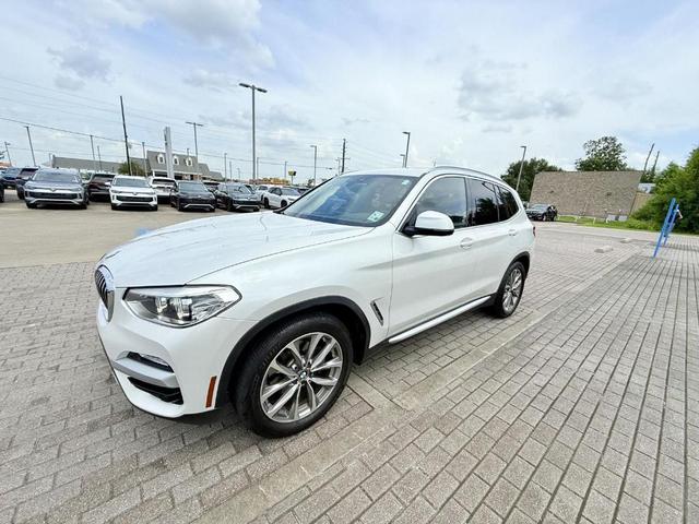 Photo of 2019 Mineral White Metallic BMW X3