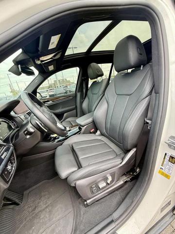 Photo of 2019 Mineral White Metallic BMW X3
