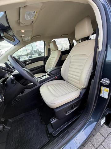 Photo of 2024 Stone Blue Metallic Ford Edge