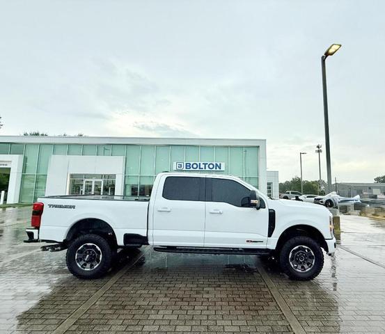 Photo of 2024 Oxford White Ford F-250