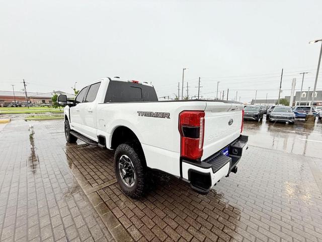 Photo of 2024 Oxford White Ford F-250