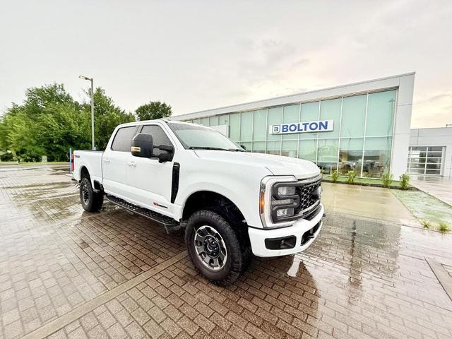 Photo of 2024 Oxford White Ford F-250