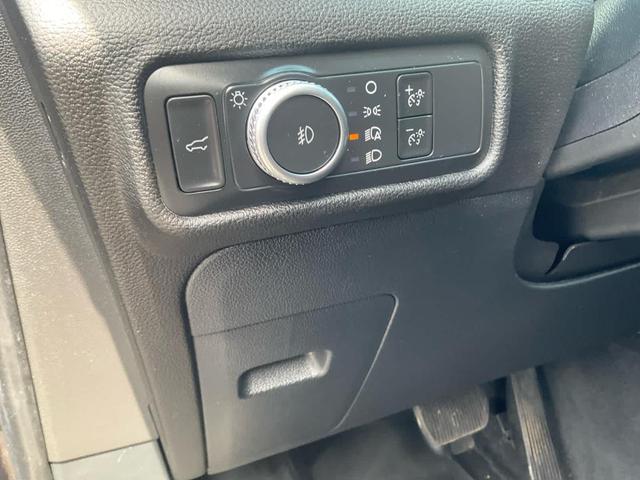 Photo of 2022 Agate Black Metallic Ford Explorer