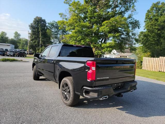 Photo of 2025 Black Chevrolet Silverado 1500