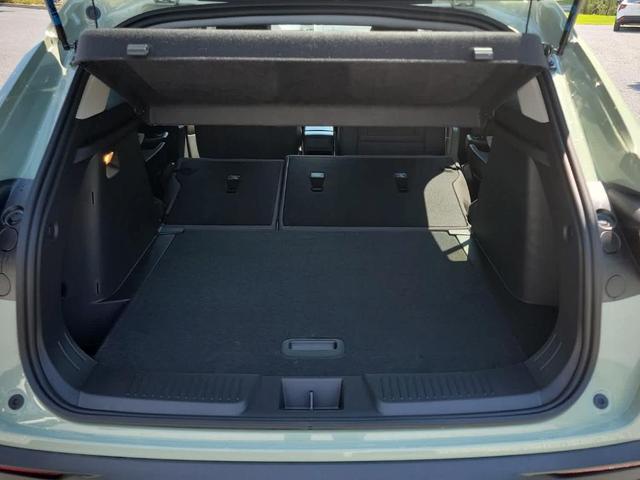 Photo of 2025 Green Chevrolet Trax