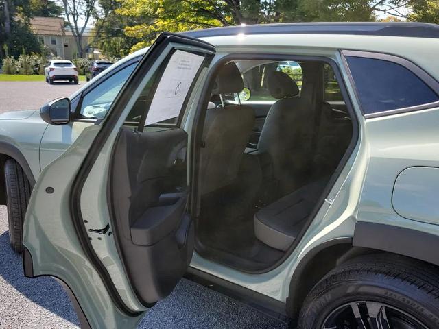 Photo of 2025 Green Chevrolet Trax