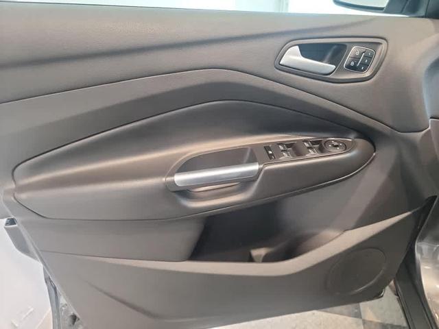 Photo of 2018 Magnetic Metallic Ford Escape