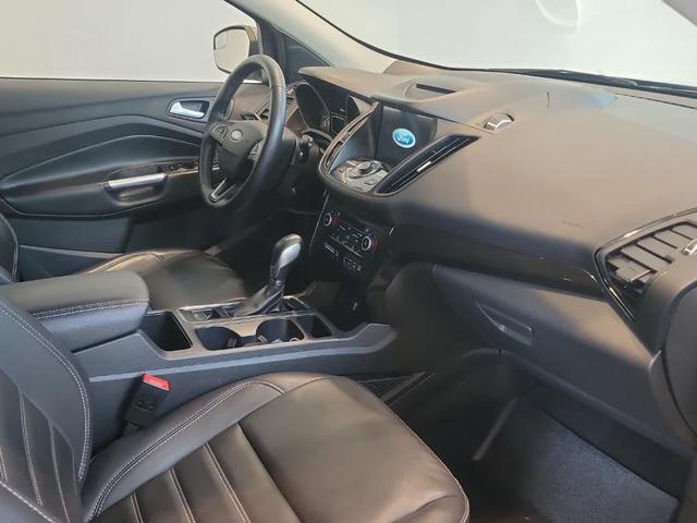 Photo of 2018 Magnetic Metallic Ford Escape