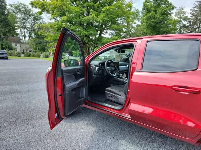 Photo of 2025 Radiant Red Chevrolet Colorado