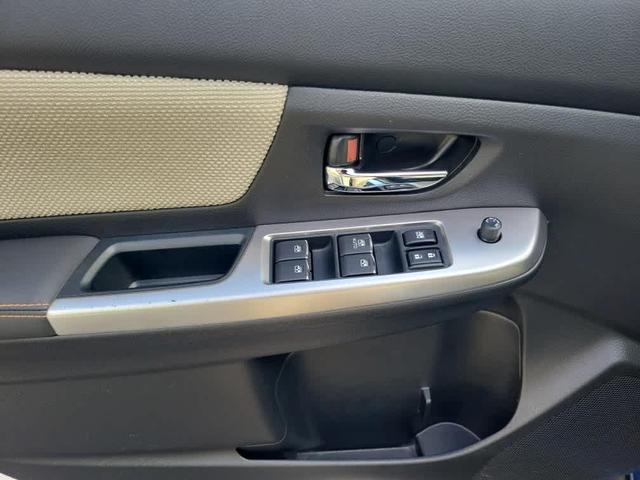 Photo of 2016 Quartz Blue Pearl Subaru Crosstrek