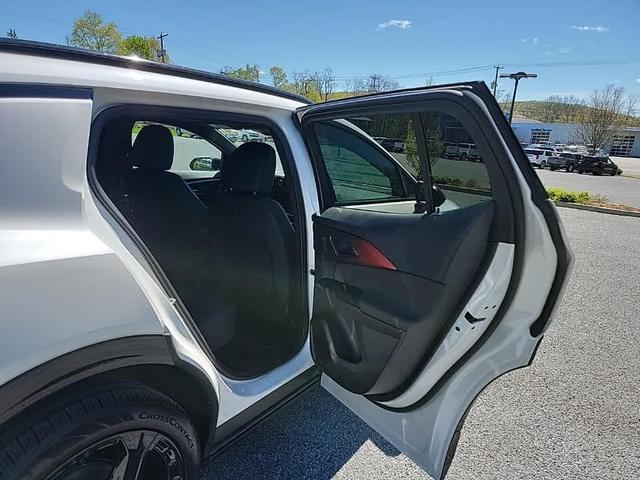 Photo of 2025 Iridescent Pearl Tricoat Chevrolet Equinox EV