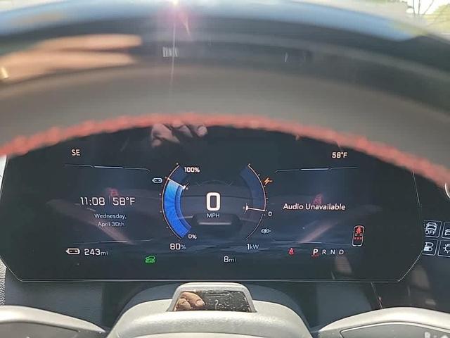 Photo of 2025 Iridescent Pearl Tricoat Chevrolet Equinox EV