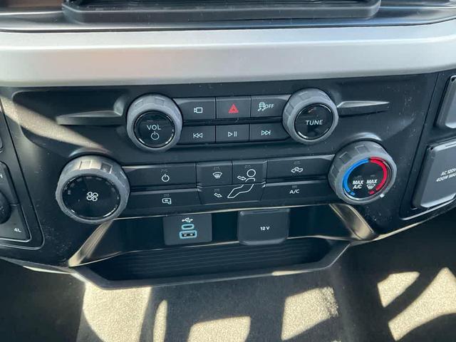 Photo of 2025 Oxford White Ford F-350