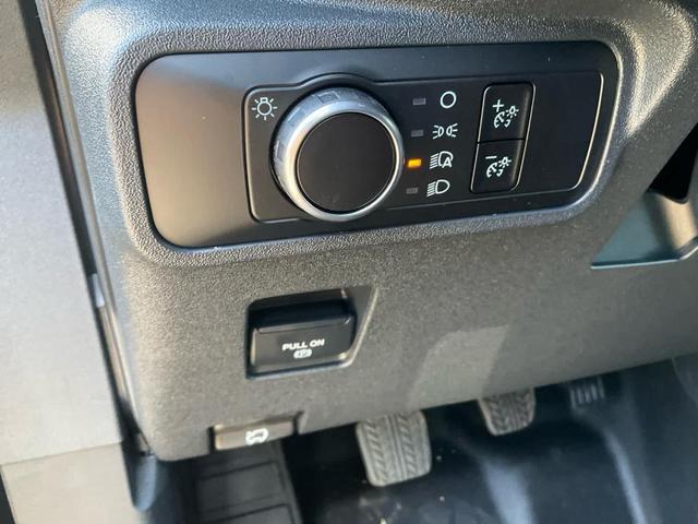 Photo of 2025 Shadow Black Ford Bronco