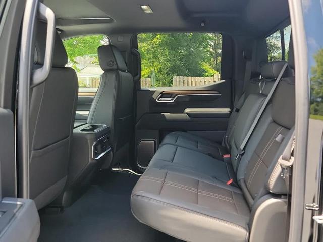 Photo of 2025 Black Chevrolet Silverado 1500