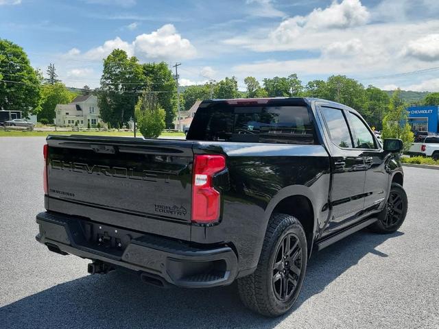 Photo of 2025 Black Chevrolet Silverado 1500