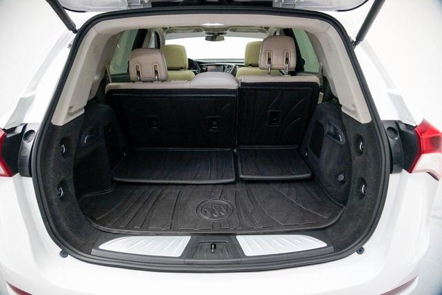 Photo of 2019 White Buick Envision