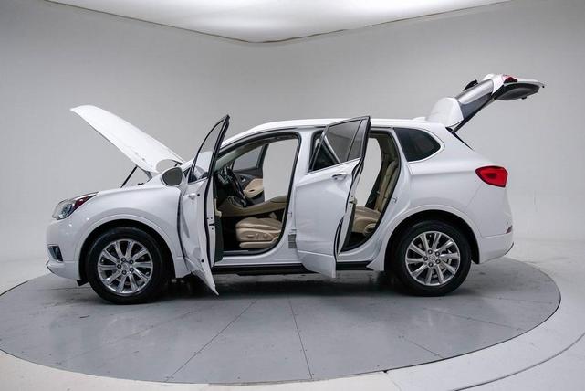 Photo of 2019 White Buick Envision
