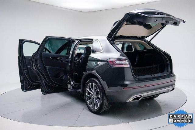 Photo of 2022 Green Lincoln Nautilus