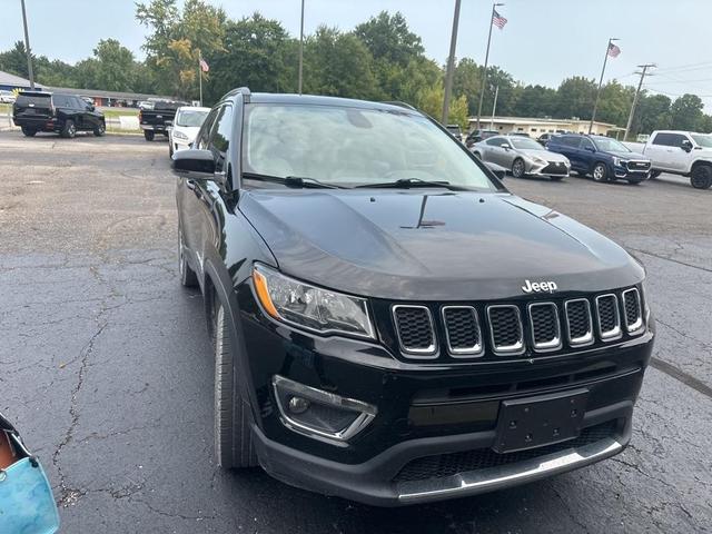 Photo of 2017 Black Jeep Compass