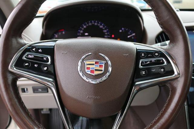 Photo of 2013 White Diamond Tricoat Cadillac ATS