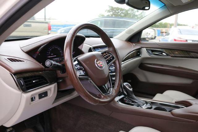 Photo of 2013 White Diamond Tricoat Cadillac ATS