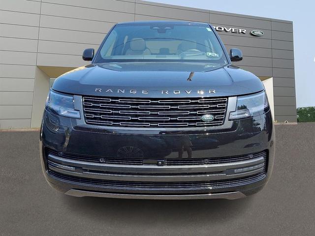 Photo of 2025 Santorini Black Metallic - 1AG Land Rover Range Rover