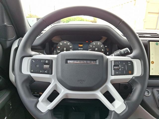 Photo of 2025 Santorini Black Metallic Land Rover Defender