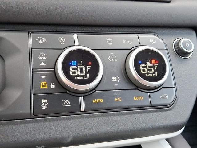 Photo of 2025 Santorini Black Metallic Land Rover Defender