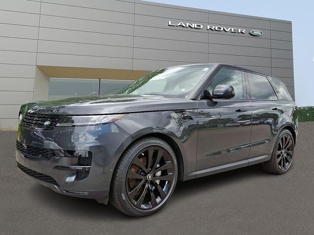 Photo of 2025 Carpathian Grey Premium Metallic Land Rover Range Rover Sport
