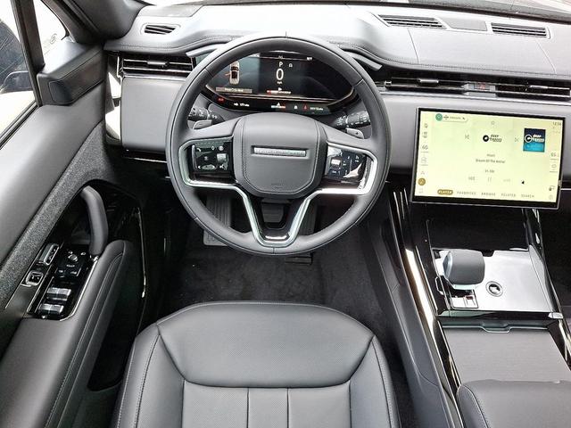 Photo of 2025 Carpathian Grey Premium Metallic Land Rover Range Rover Sport