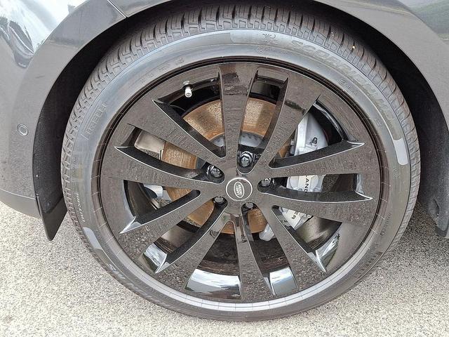 Photo of 2025 Carpathian Grey Premium Metallic Land Rover Range Rover Sport