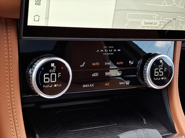 Photo of 2026 Fuji White Jaguar F-PACE