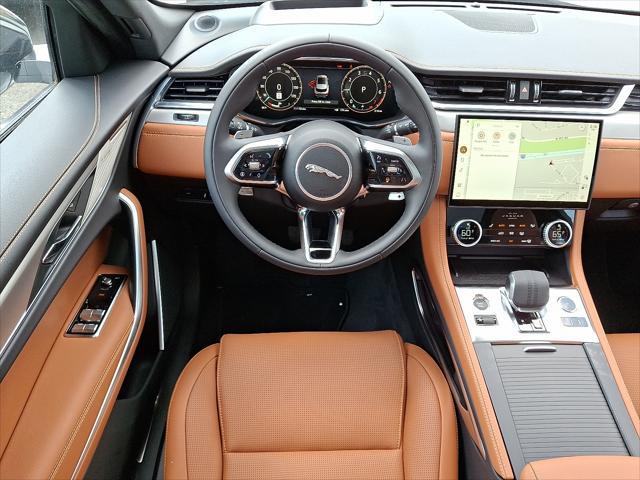 Photo of 2026 Fuji White Jaguar F-PACE