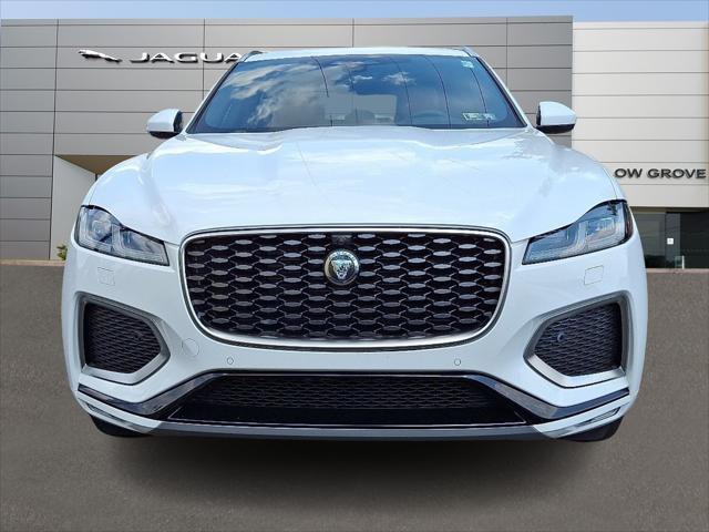 Photo of 2026 Fuji White Jaguar F-PACE