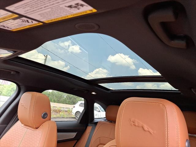 Photo of 2026 Fuji White Jaguar F-PACE