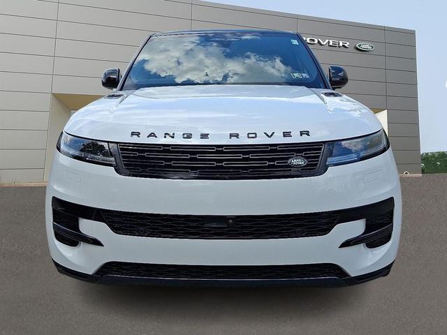 Photo of 2025 Fuji White Land Rover Range Rover Sport