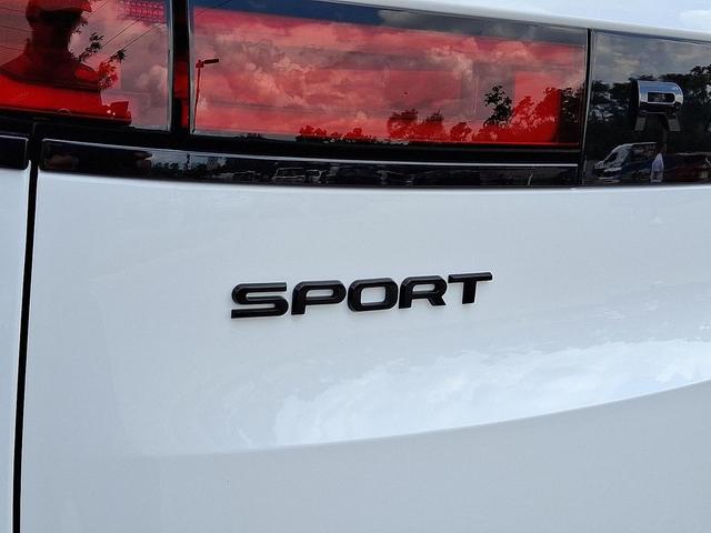 Photo of 2025 Fuji White Land Rover Range Rover Sport