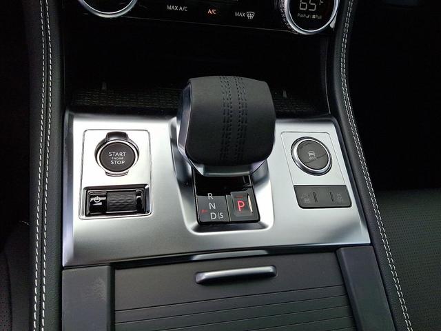Photo of 2026 Eiger Grey Metallic Jaguar F-PACE
