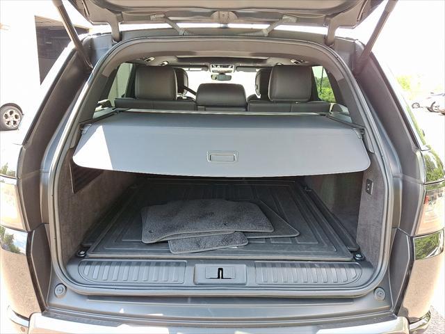 Photo of 2021 Santorini Black Metallic Land Rover Range Rover Sport