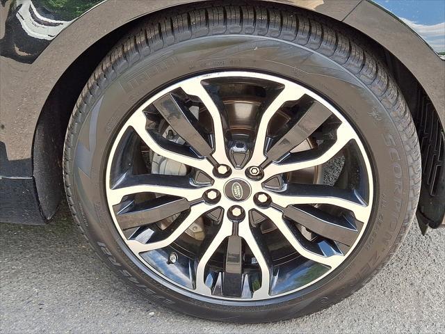 Photo of 2021 Santorini Black Metallic Land Rover Range Rover Sport