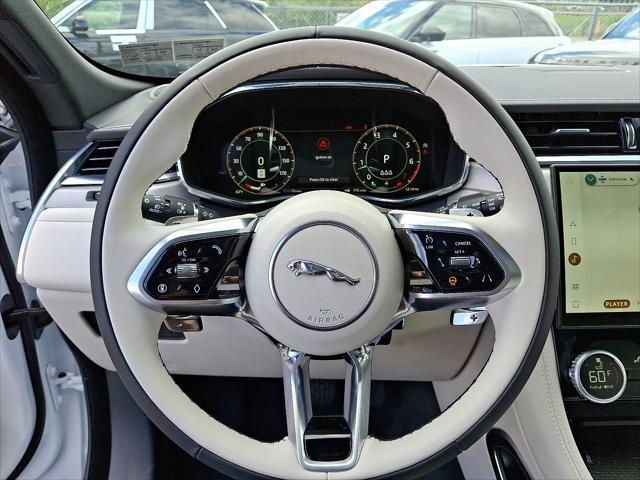 Photo of 2026 Fuji White Jaguar F-PACE