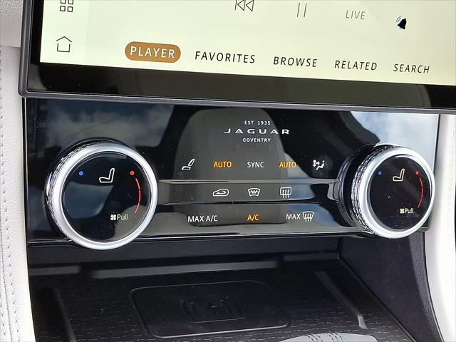 Photo of 2026 Fuji White Jaguar F-PACE