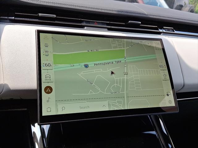 Photo of 2025 Fuji White Land Rover Range Rover Sport